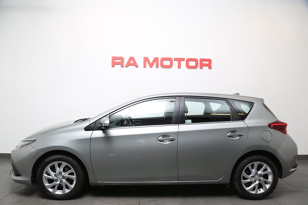 Toyota Auris 1,2 Turbo Active 5D Kamera Motorvärmare 2016