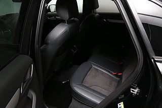 SUV Audi Q3 25 av 26