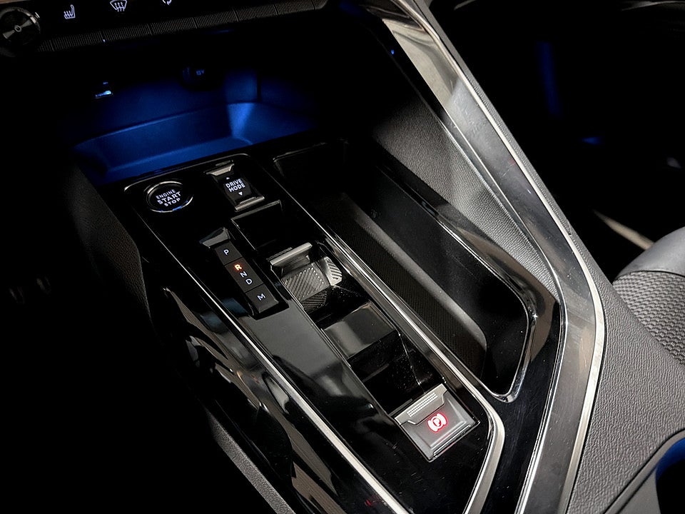 Bild på Peugeot 3008 GT Black Pack 1.2 PT 130hk Aut - B-KAMERA, ELBAKLUCKA