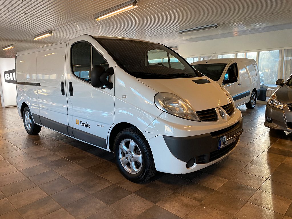 Renault trafic Skåpbil 2.9t 2.0 dCi