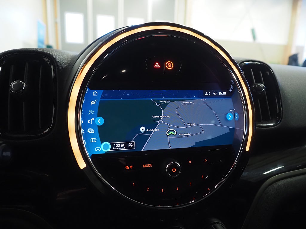 MINI Countryman Cooper SE ALL4 220hk Steptronic |Backkamera|Navi|