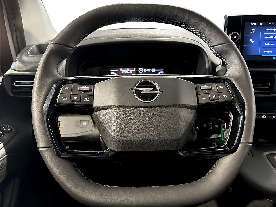 Bild på Opel Combo 1.5 BHDi 130hk Aut L2 B-KAMERA DRAG WEBASTO