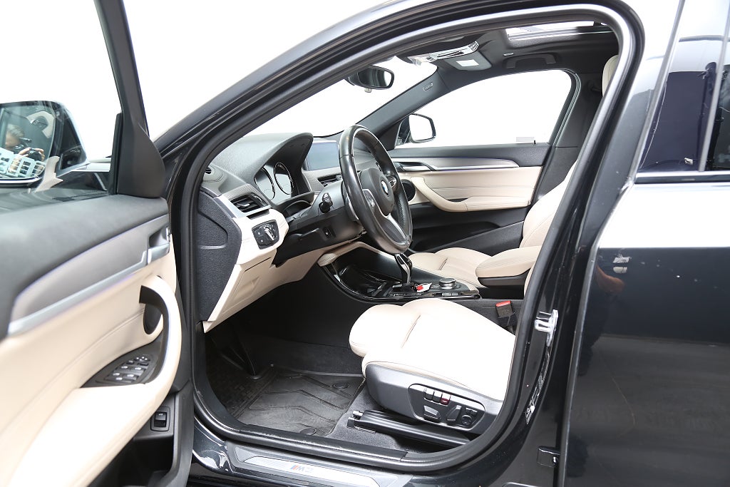 BMW X2 M35i  xDrive 306hk M-Sport Navi Panorama Head-Up 2019