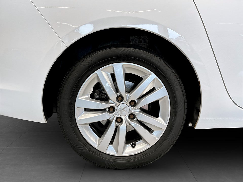 Bild på Peugeot 308 sw Active 1.2 PT 110hk P-SENSORER SÄTESVÄRMARE FRAM