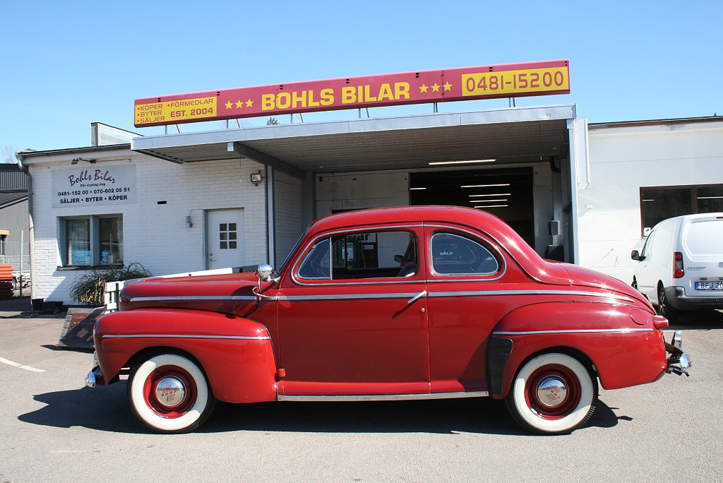 Ford Deluxe Eight Club Coupe Flathead V8 