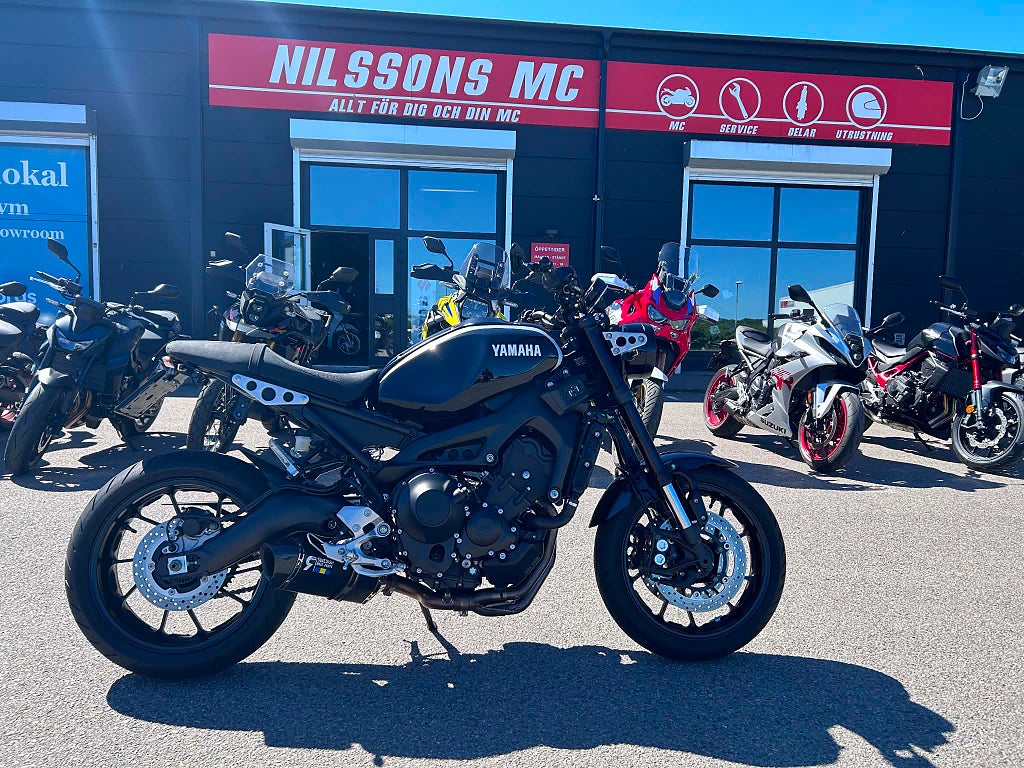 Yamaha XSR900 