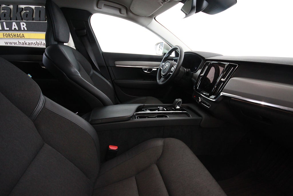 Volvo V90 Cross Country 2024 - miniatyr 3