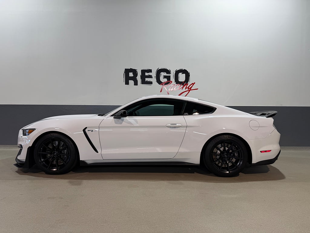 Ford Mustang Shelby GT350 