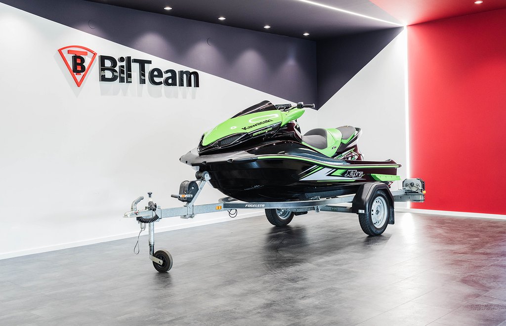 Kawasaki 310r  Nyserad Trailer Medföljer * 2,95% Ränta *