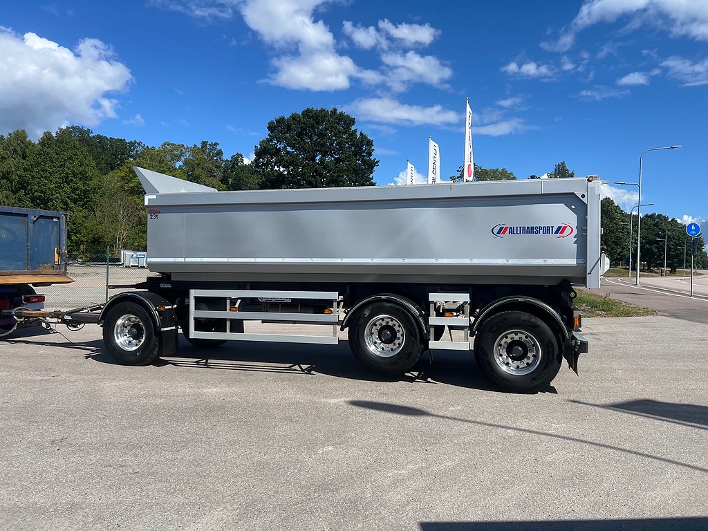 Övriga Roadex 3 Axlad tippvagn,