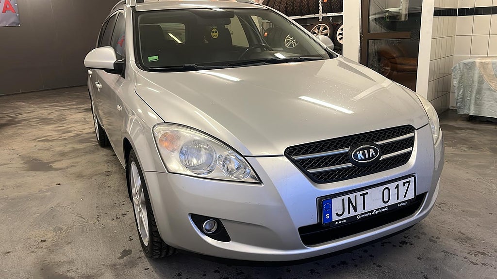 Kia Ceed cee'd_sw 1.6 CRDi EX Euro 4/Nyservad 