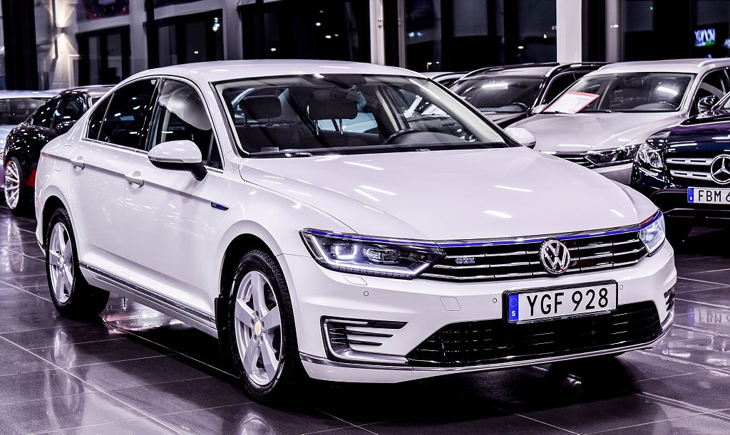 Volkswagen Passat GTE 1.4 TSI ACT DSG Sequential, 218hp, 2017