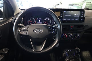 Halvkombi Hyundai i10 14 av 24