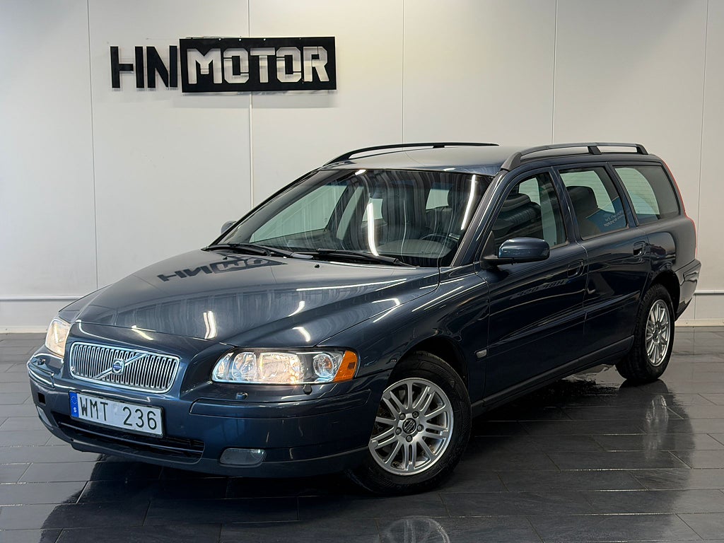 Volvo V70 2.4 Kinetic Automat |3Brukare|NyServ|NyBess|DRAG|