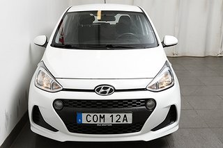 Halvkombi Hyundai i10 5 av 24