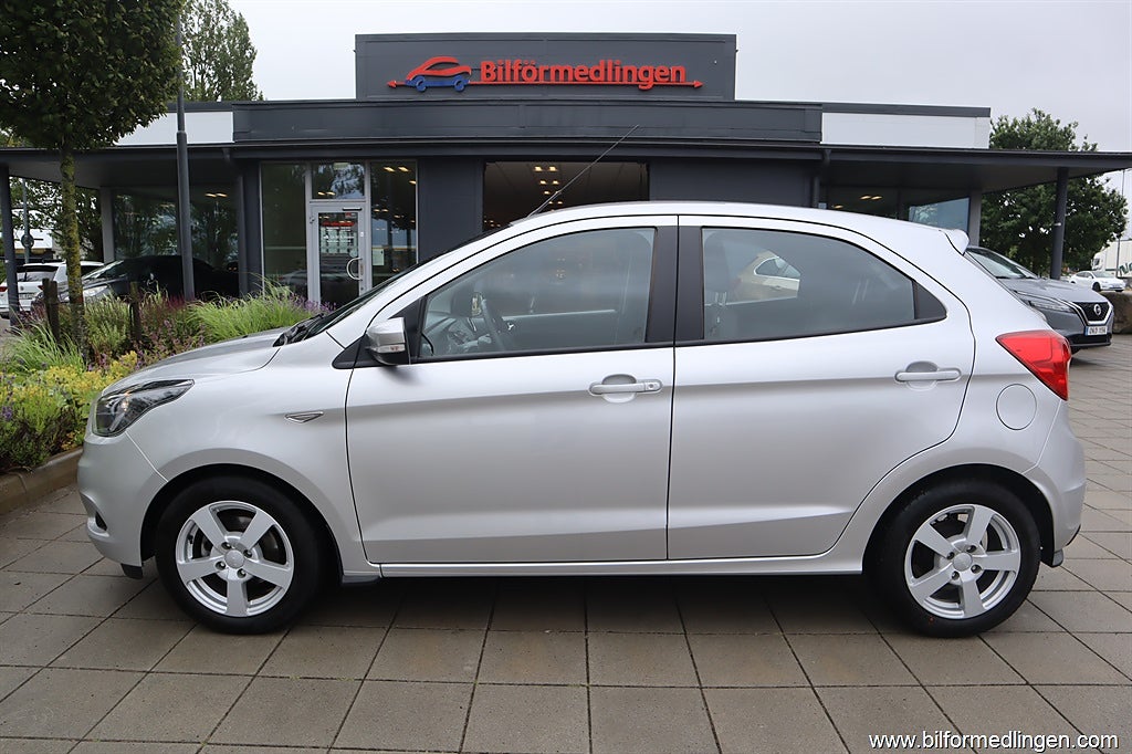 Ford Ka 1.2 Ti-VCT 5-door 70hk 1 ägare Lågmil! Svensksåld
