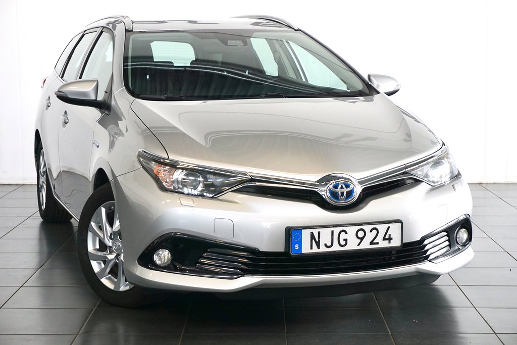 Toyota Auris Touring Sports Hybrid e-CVT Active B-kam Nybes