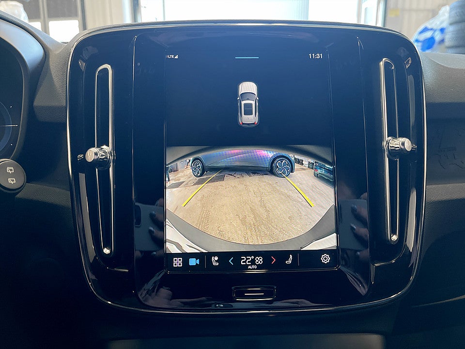 Bild på Volvo XC40 Core Recharge Single Motor 230hk Aut B-KAMERA CARPLAY