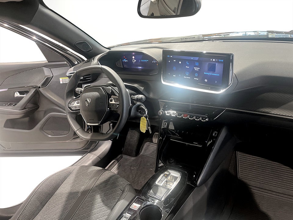 Bild på Peugeot 2008 Allure 1.2 PT 130hk Aut B-KAMERA CARPLAY