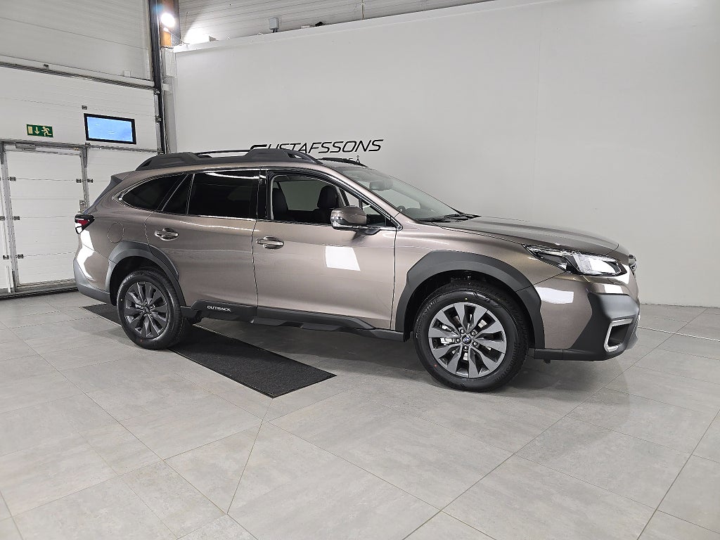 Subaru Outback Adventure AWD xFuel | Vinterhjul & Dragkrok