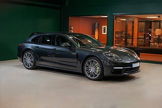İkinci el  Porsche Panamera 4 E-Hybrid