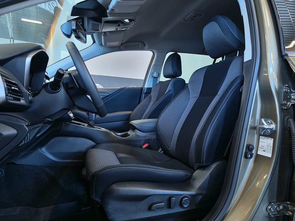 Subaru Outback 2.5 4WD XFuel / Låg skatt / Serviceavtal ingår /