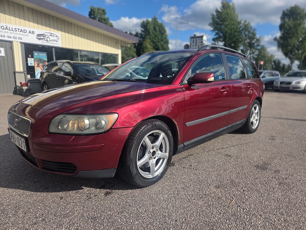 Volvo V50 2.4