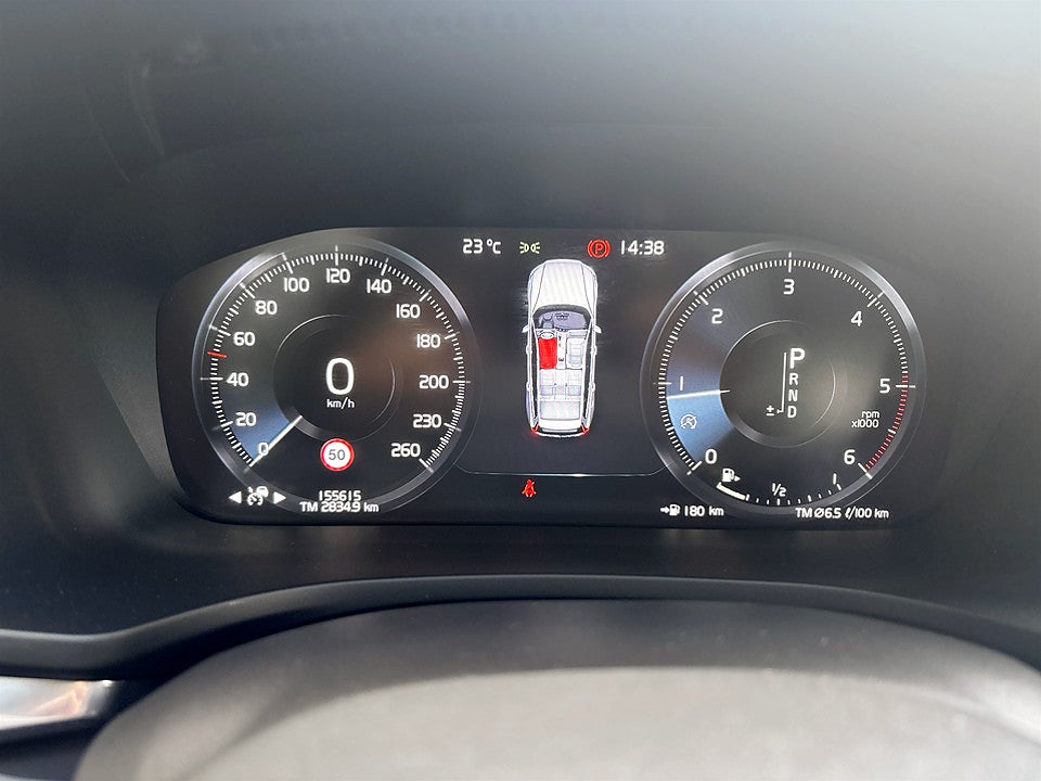 Bild på Volvo V60 Cross Country Advanced D4 Geartronic 190hk Aut 4WD B-KAMERA CARPLAY