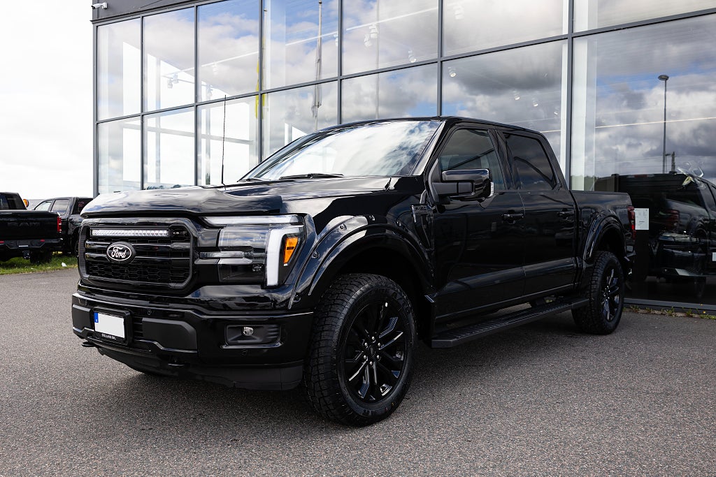 Ford F-150 SuperCrew 5.0 V8 Lariat Black Edition