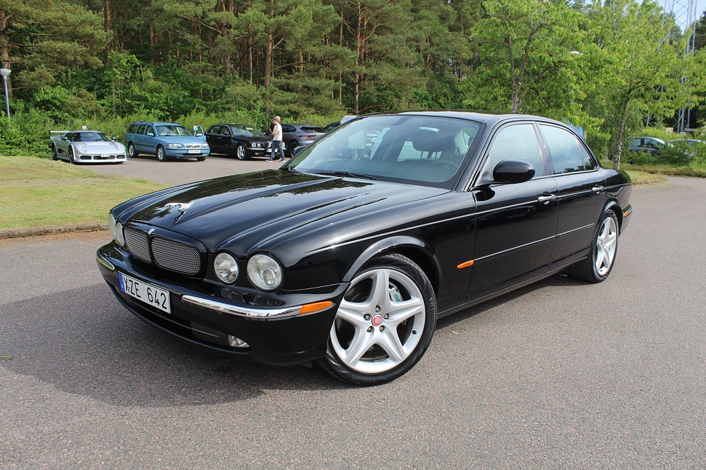 Jaguar XJR 396 hk, påkostad, nyservad, DRAG!, billigaste LHD?