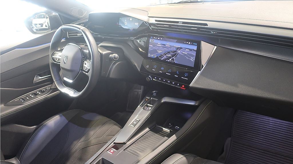 Bild på Peugeot 308 5D GT 1.2 PT 130hk Aut - BACKKAMERA, CARPLAY