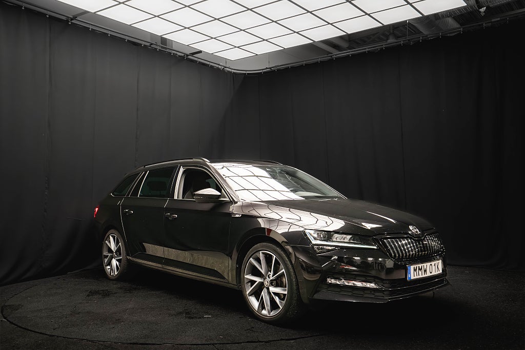 Skoda Superb SPORTLINE DRAG B-VÄRMARE KAMERA COCKPIT 1-ÄGARE MOMS