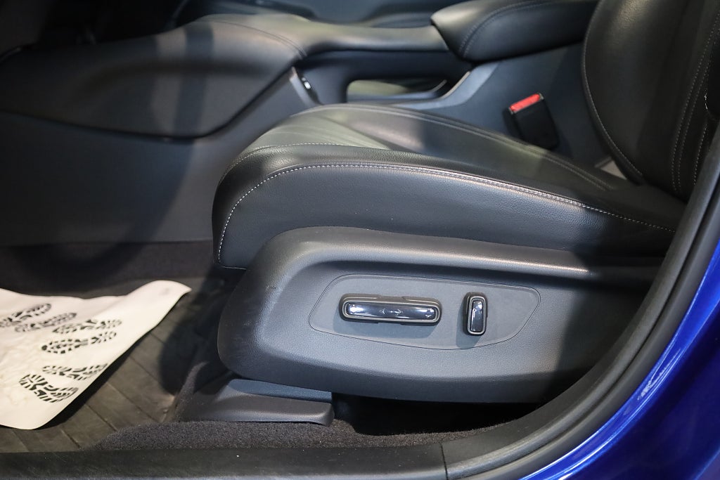 Honda ZR-V e:HEV e-CVT Advance Pano Drag Bose Kamera Rattvärme 2023