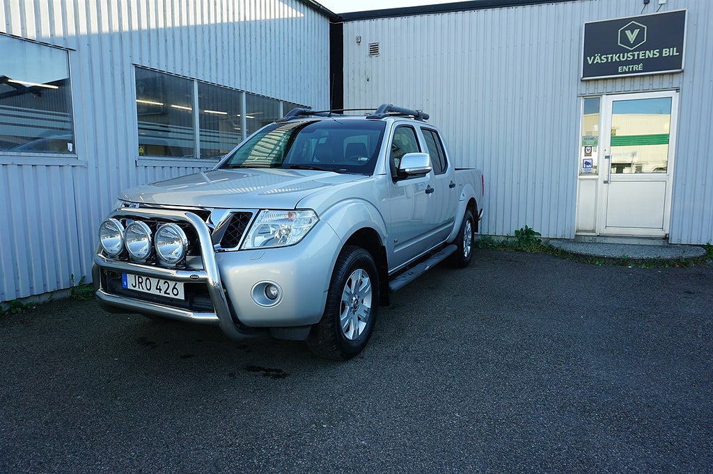 Nissan Navara Dubbelhytt 3.0 dCi V6 4x4 Tacklucka, Navi, B-Kam 231hk