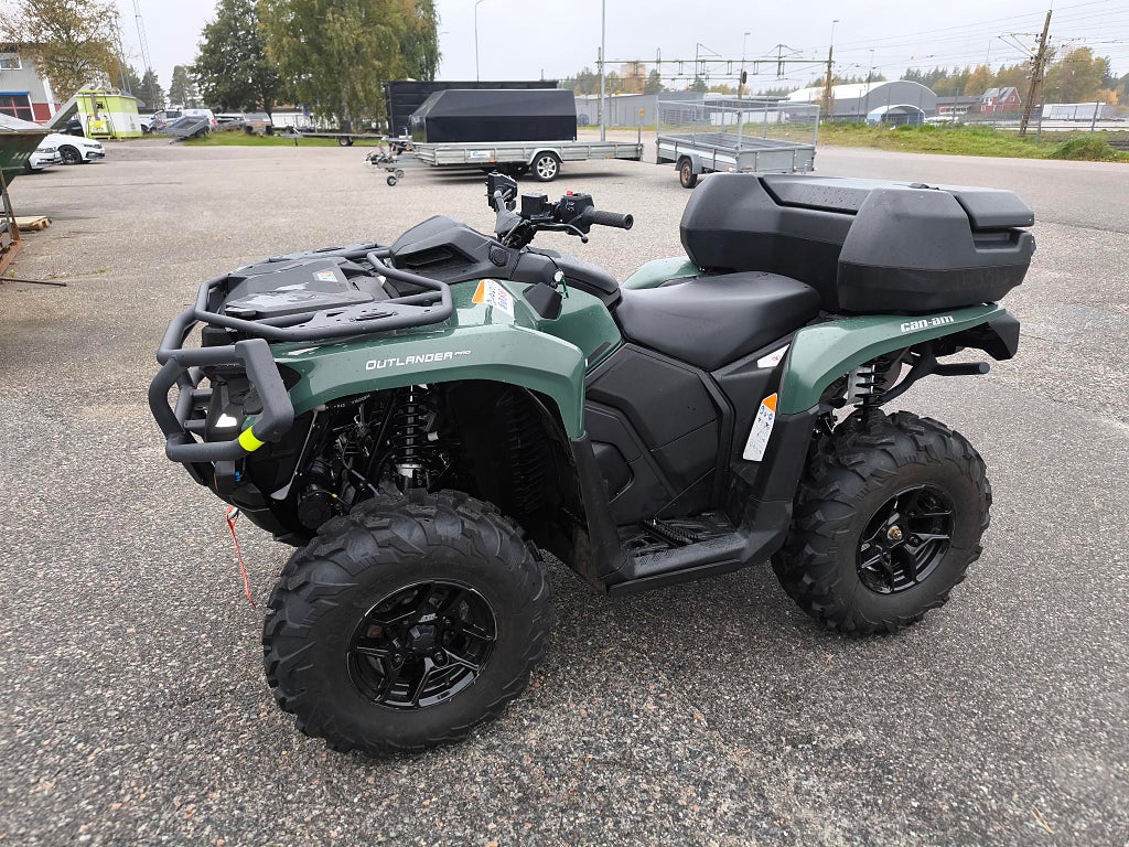 Can-Am Outlander HD7 Pro XU  "Demo"  