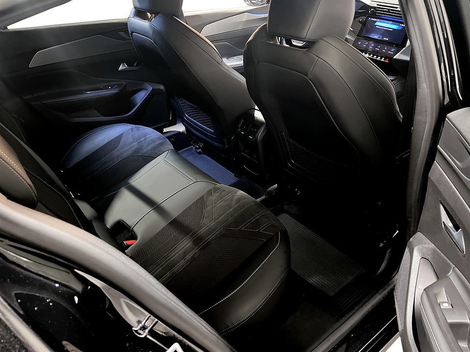 Bild på Peugeot 408 1.2 PT 130hk Aut - B-KAMERA,ELSTOL,NAV