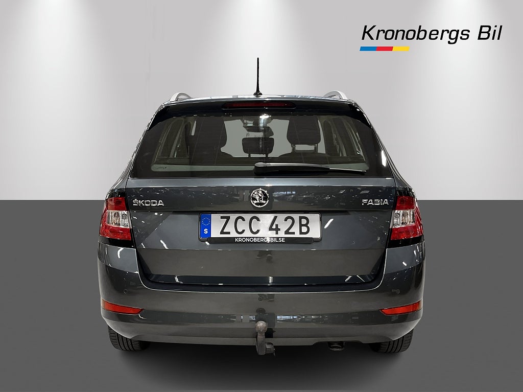 Skoda Fabia Kombi 1.0 TSI Style 95hk manuell "Drag" – bild 5