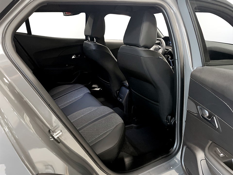 Bild på Peugeot 2008 Allure 1.2 PT 130hk P-SENSORER