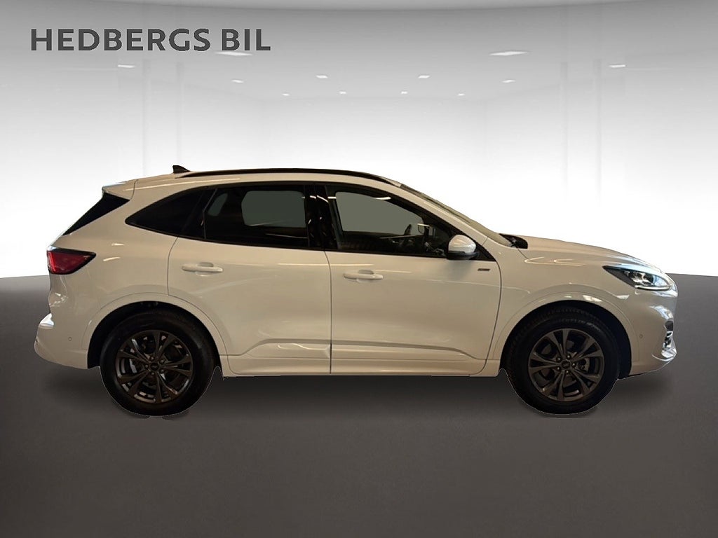 Ford Kuga ST-Line PHEV 224HK thumbnail