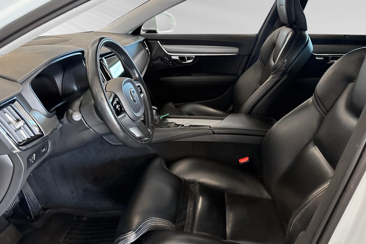Volvo V90 D5 AWD Inscription Värdecheck 2020, bild 7/49