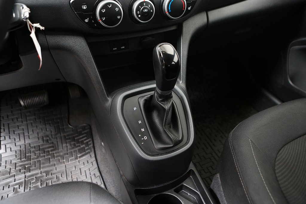 Hyundai i10 1,0 blue 67hk Comfort Automat 5D 2018