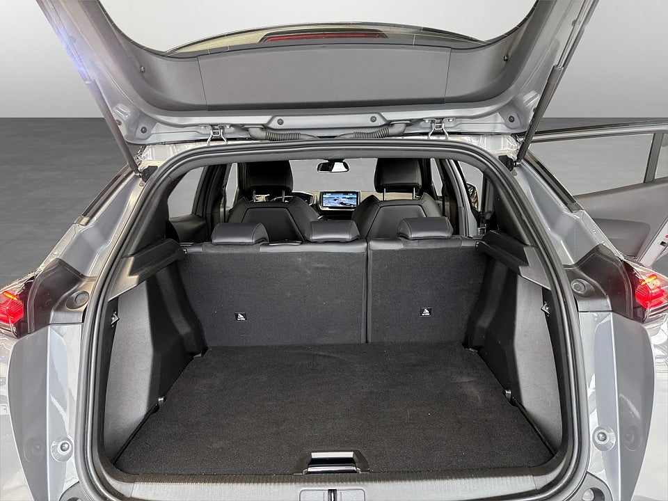 Bild på Peugeot 2008 GT Hybrid 145hk Aut B-KAMERA CARPLAY