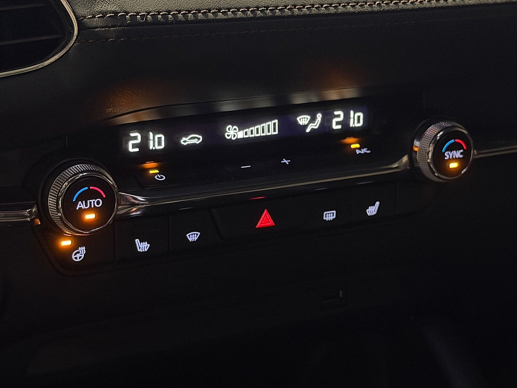 Mazda 3 2.0 M Hybrid 122hk Tech |Bose|HUD|Kamera| 2019