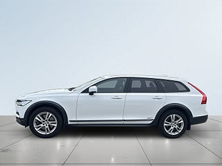 Volvo V90 Cross Country D4 AWD Inscription Pro Sov-däck/Drag/Mok-värm/Voc