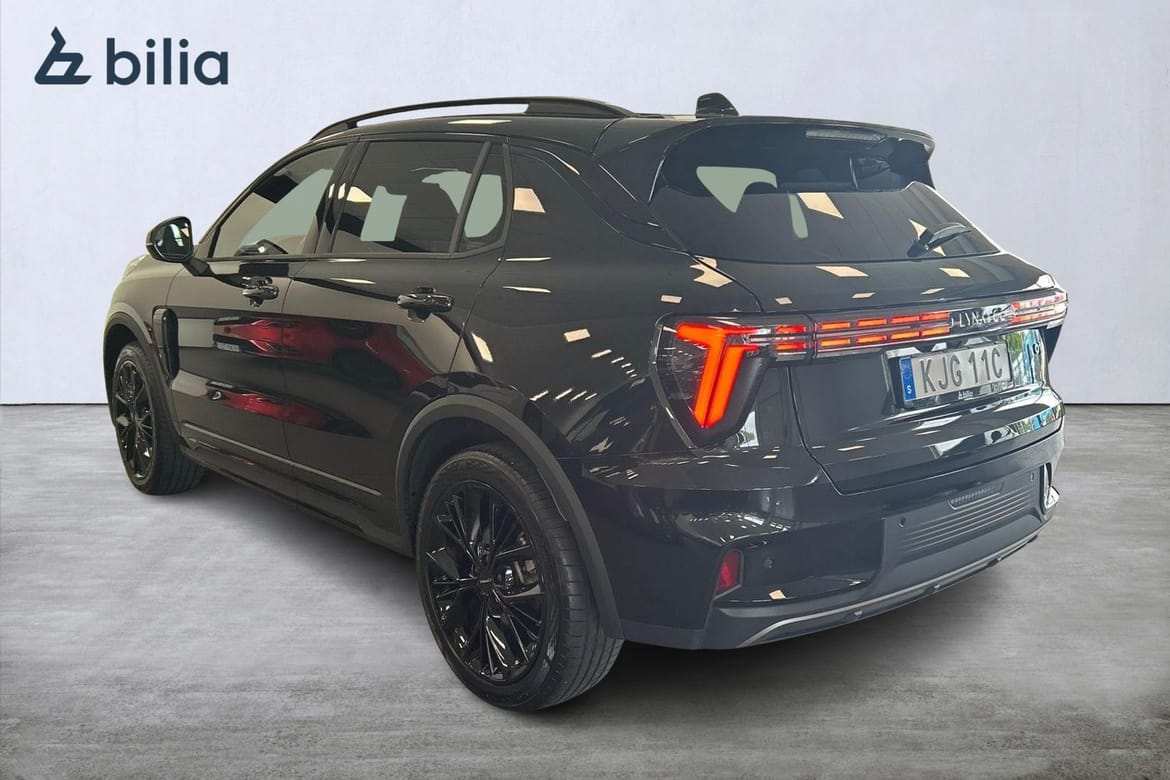 Lynk & Co 01 More PHEV 2025, bild 2/42