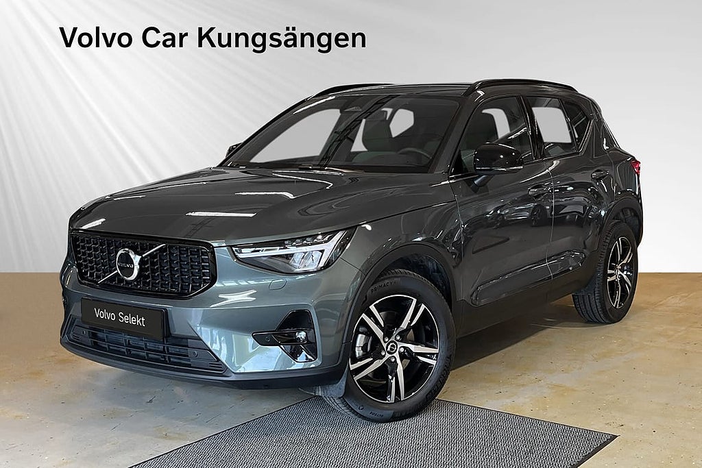 Volvo XC40 B4 FWD Bensin Plus Dark Selekt