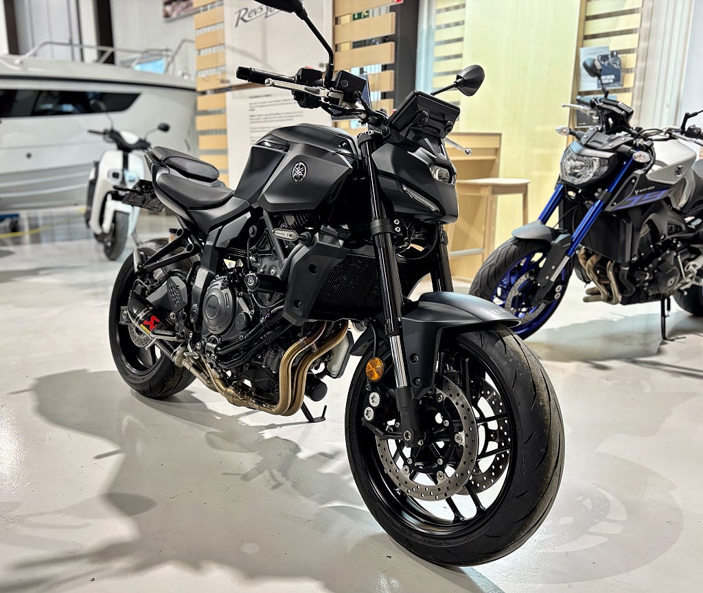 Yamaha MT-07 Akrapovic, Tailtidy,  Crashpuckar 