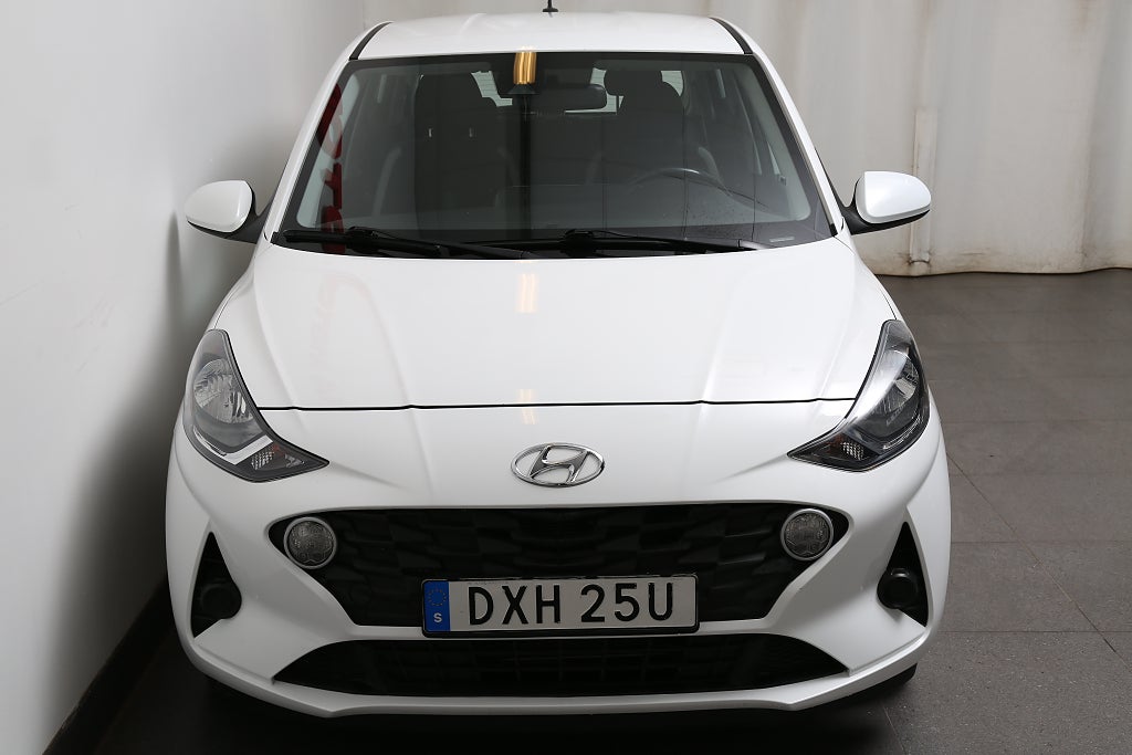 Hyundai i10 1,0 blue 67hk Essential Automat CarPlay 2021
