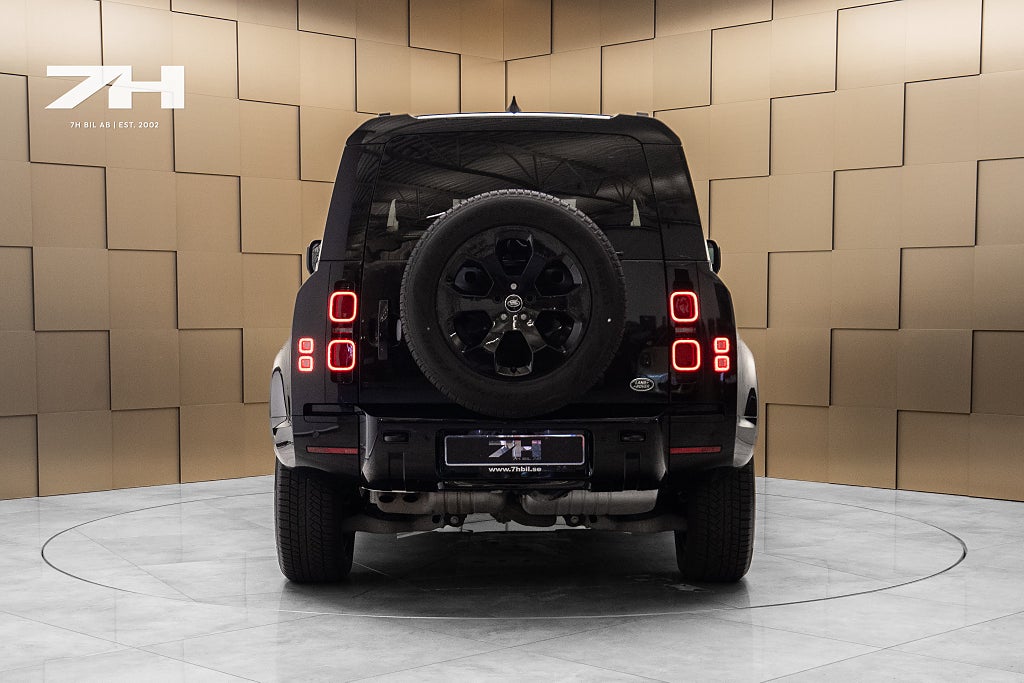 Land Rover Defender 90 D250SE X-Dynamic Pano / Meridian / 360 / Värmare / D