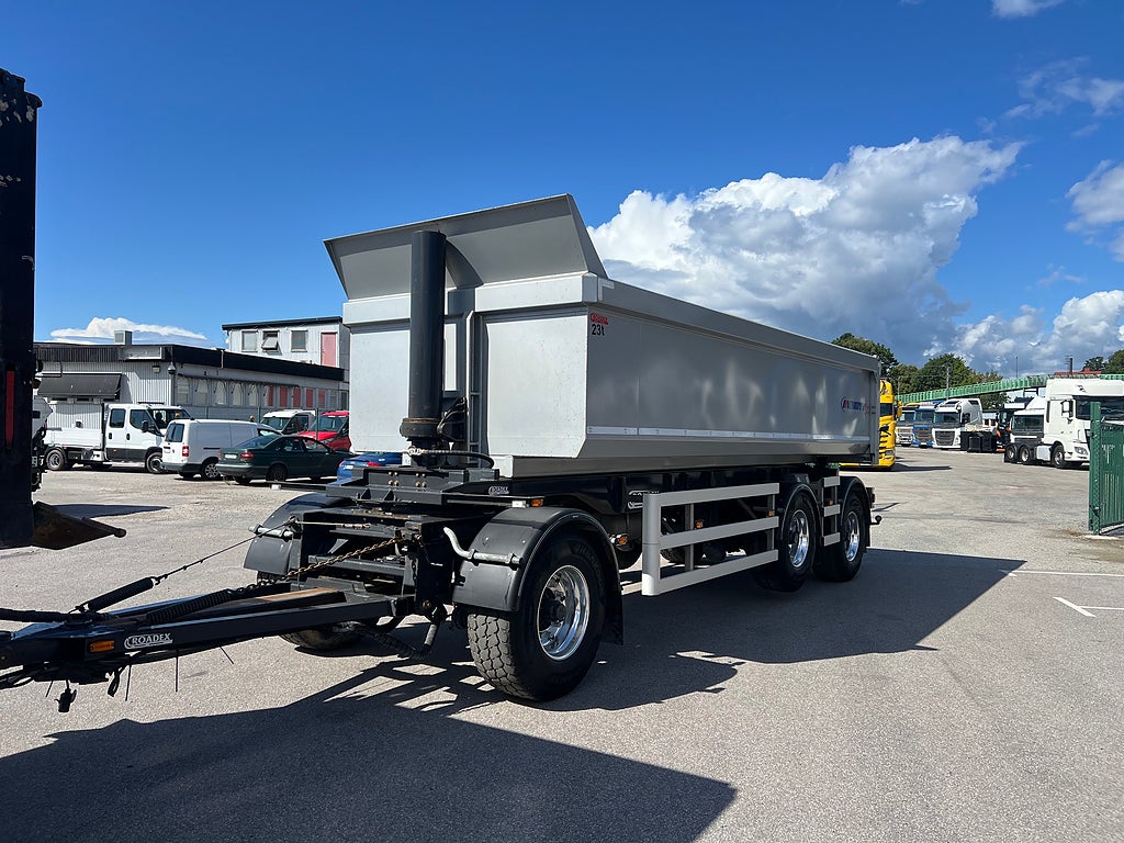 Övriga Roadex 3 Axlad tippvagn,